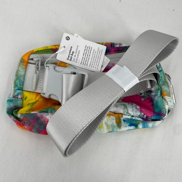 NEW Lululemon Belt Bag EBB No Limits White Multi Zip Pockets Longer Fit Strap 1L - Picture 5 of 13